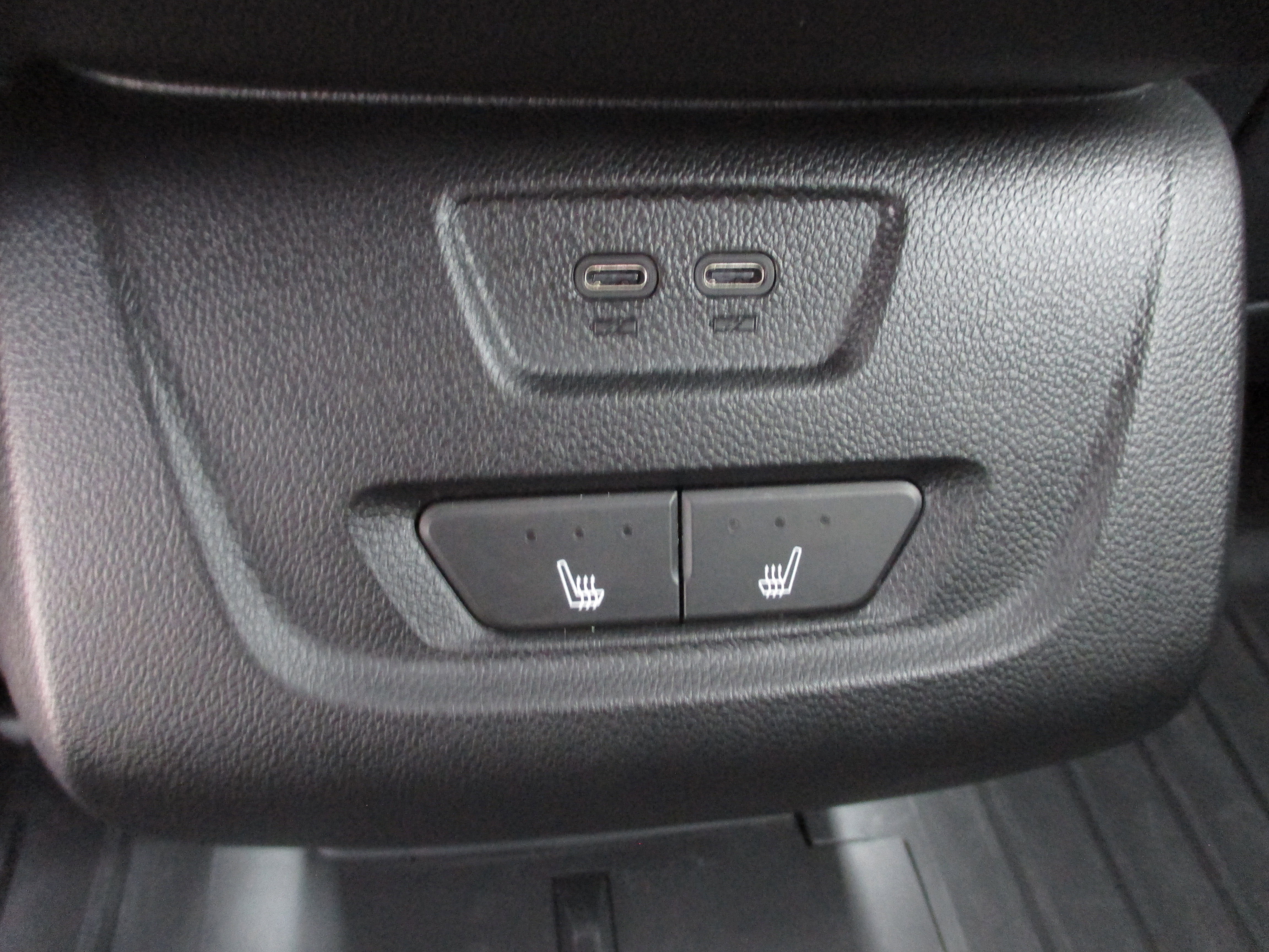 Used 2024 Chevrolet Blazer EV RS image 12