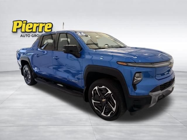 Used 2026 Chevrolet Silverado EV LT AWD/4WD image 8