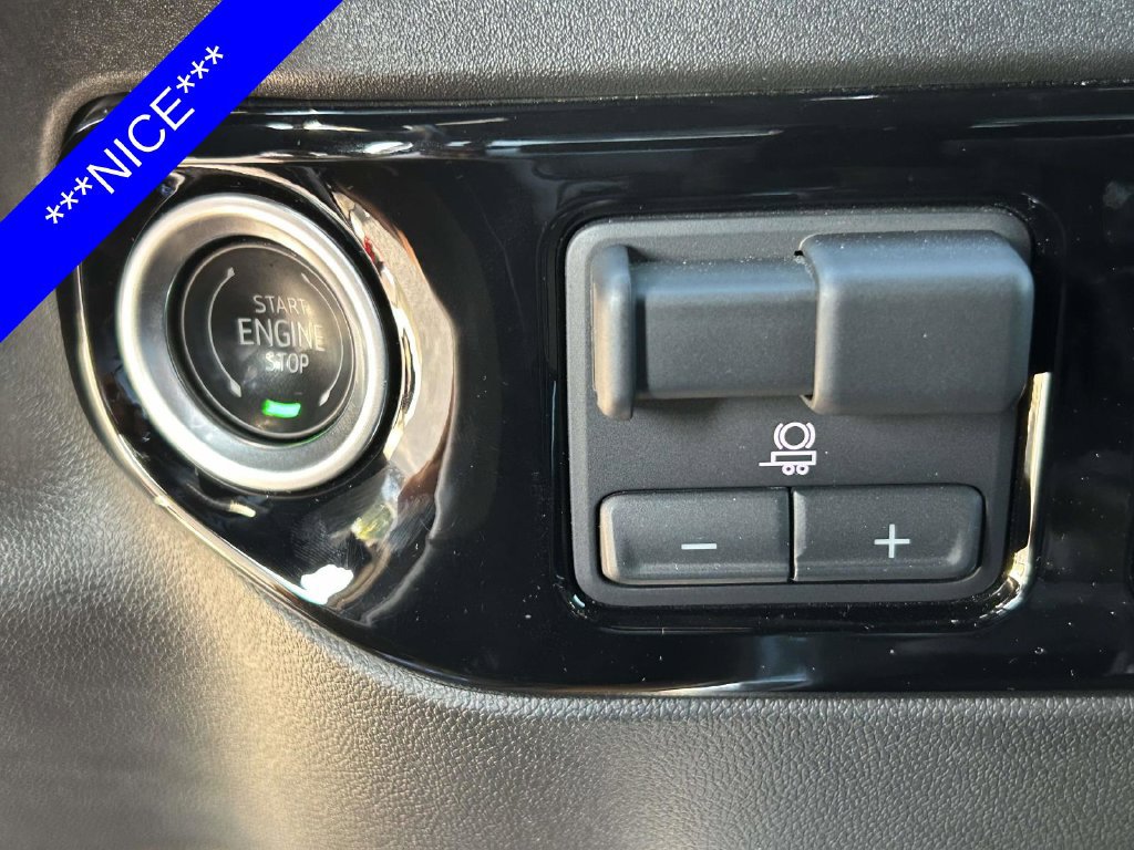 Used 2025 Chevrolet Silverado 2500 High Country w/ High Country Premium Package AWD/4WD image 23