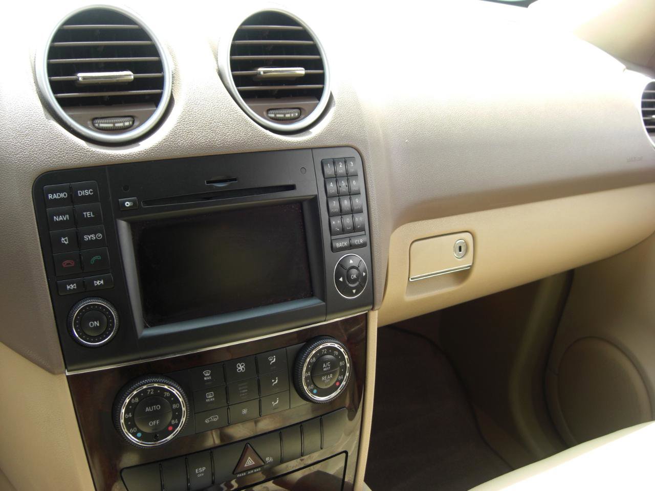 Used 2011 Mercedes-Benz ML 350 2WD image 11