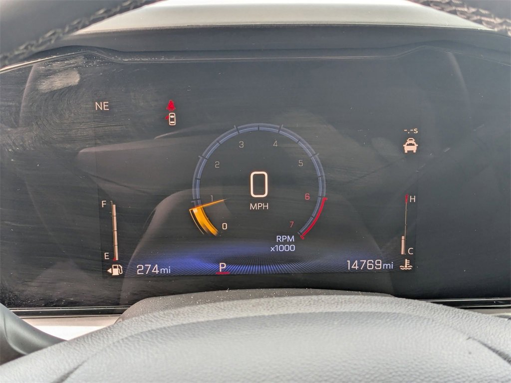 Used 2025 Chevrolet Trax LT w/ LT Convenience Package image 20