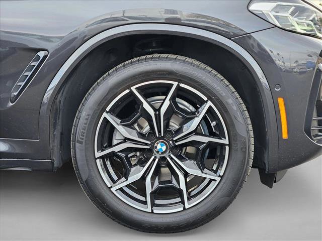 Certified 2025 BMW X4 xDrive30i w/ Premium Package image 24