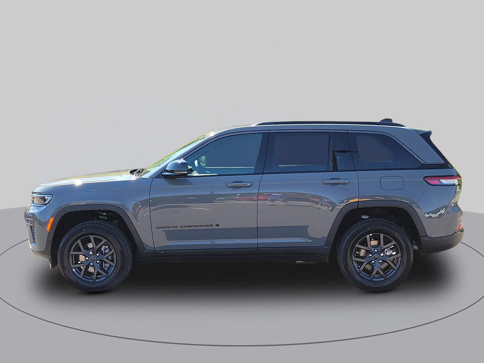 New 2027 Jeep Grand Cherokee Altitude RWD image 6