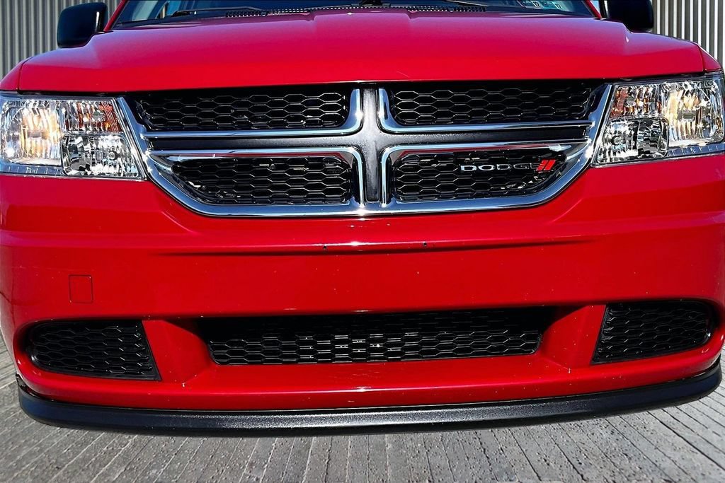 Used 2020 Dodge Journey SE w/ SE Popular Equipment Group FWD image 31