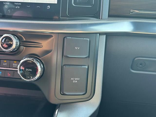 New 2025 Ford F150 Lariat w/ Equipment Group 501A Mid image 33