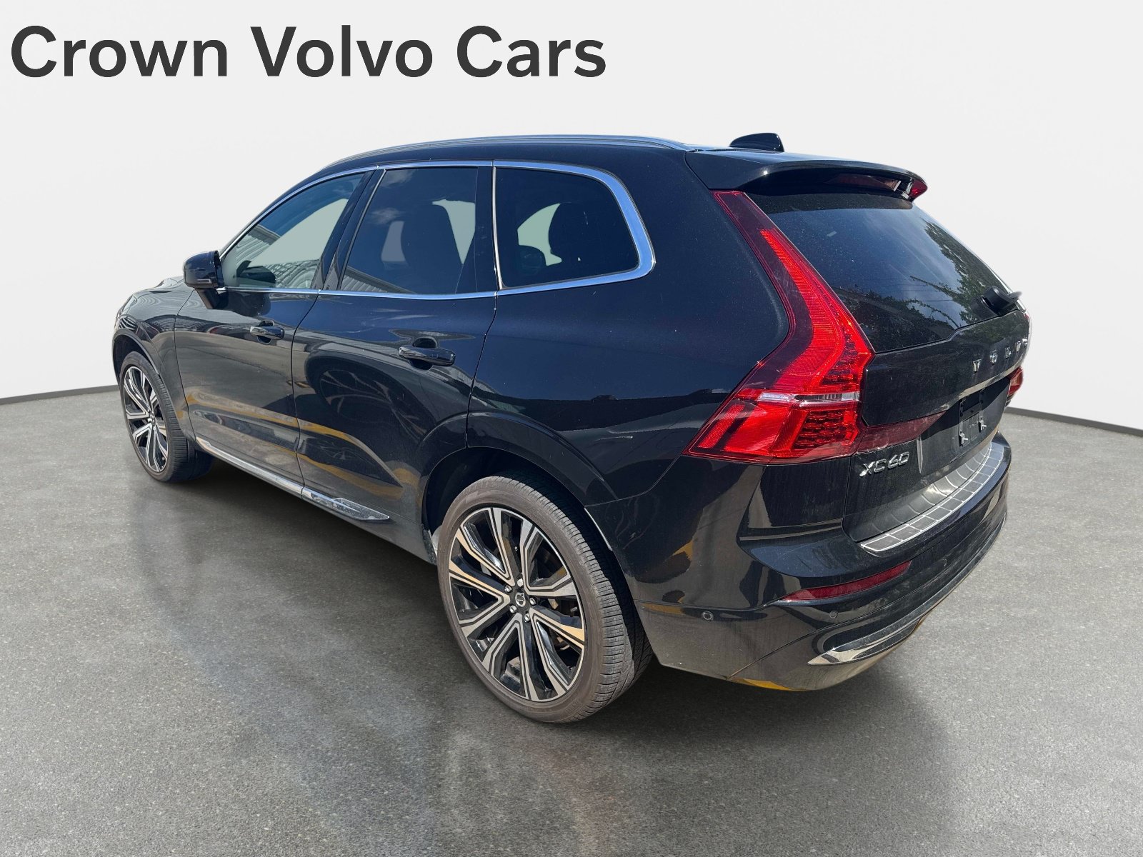 Used 2023 Volvo XC60 B5 Ultimate AWD/4WD image 4