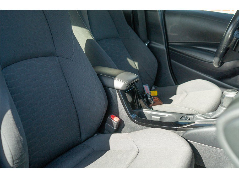 Used 2019 Toyota Corolla SE w/ SE Option Package FWD image 5