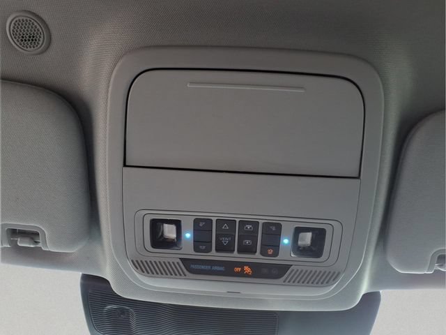 Used 2023 Ford Explorer XLT w/ Equipment Group 202A AWD/4WD image 20