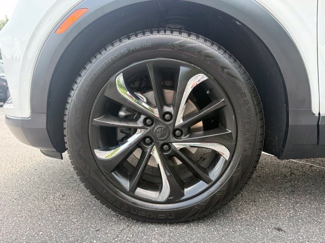Used 2020 Buick Encore GX Essence w/ Experience Buick Package FWD image 13