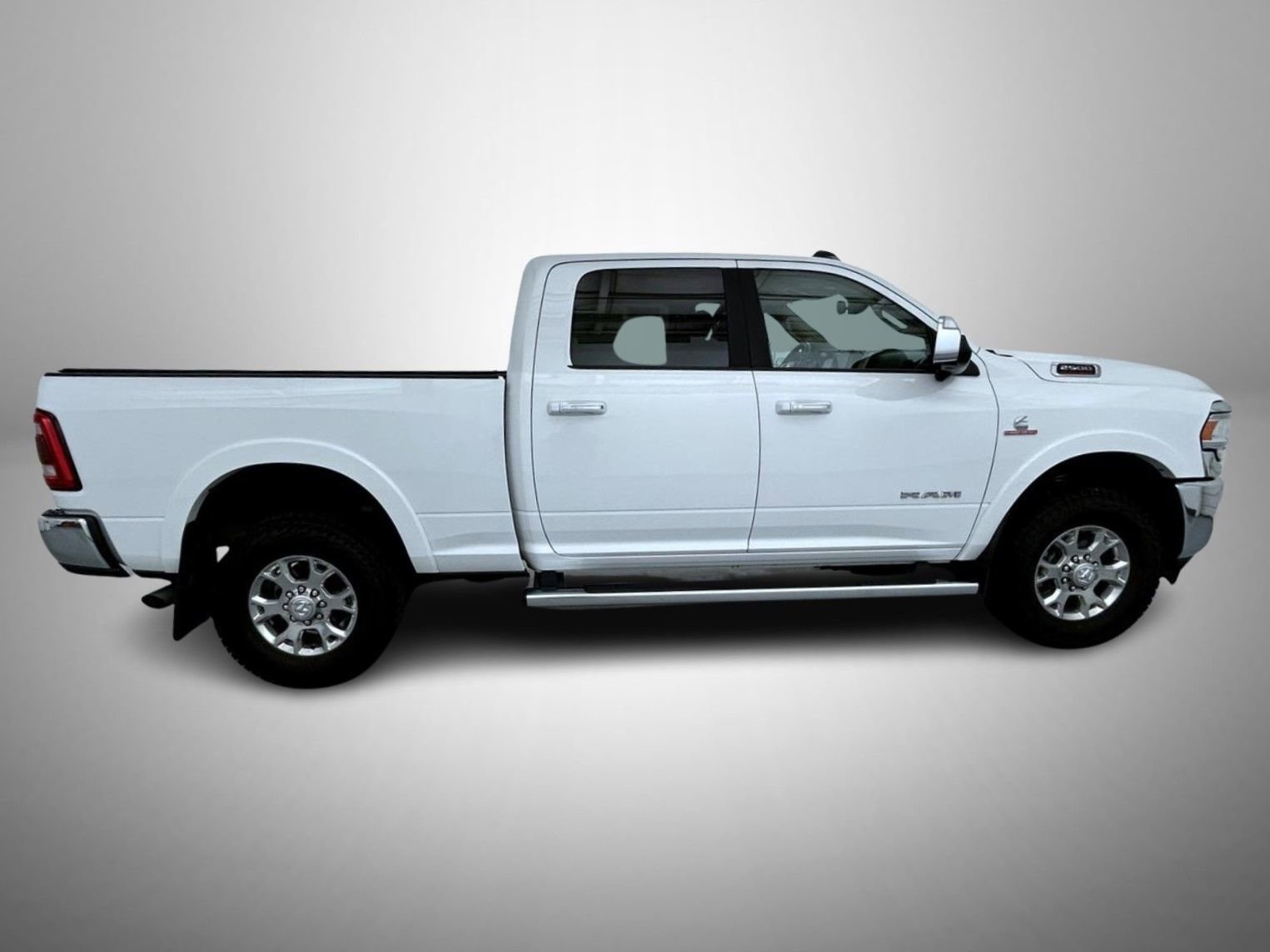 Used 2019 RAM 2500 Laramie AWD/4WD image 4