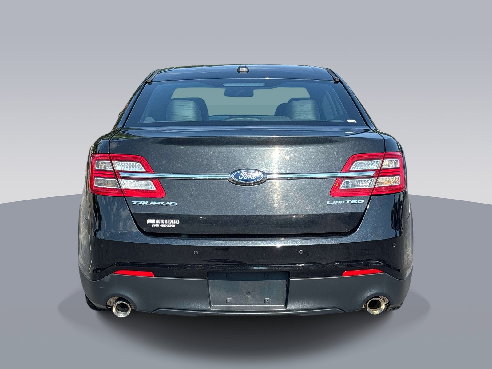 Used 2014 Ford Taurus Limited FWD image 4
