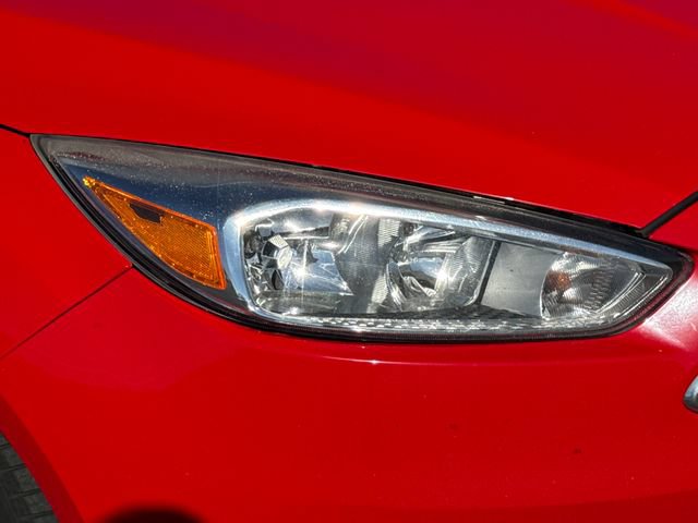 Used 2016 Ford Focus SE FWD image 9