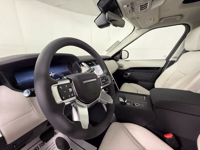 New 2026 Land Rover Discovery S AWD/4WD image 6