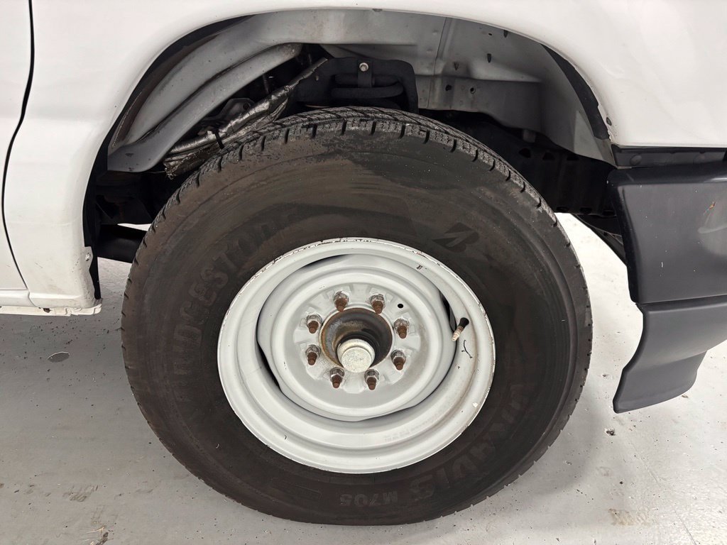 Used 2023 Ford E-350 and Econoline 350 Super Duty w/ Power Windows & Locks Group RWD image 46