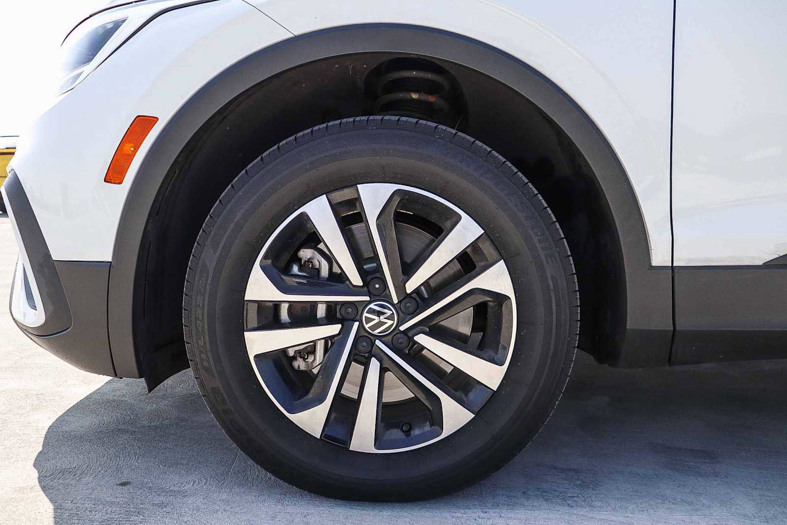 Used 2022 Volkswagen Tiguan S image 11