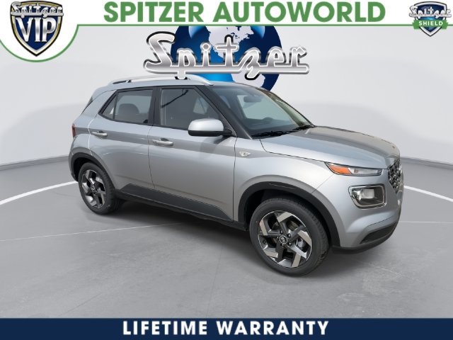 New 2026 Hyundai Venue SEL FWD image 3