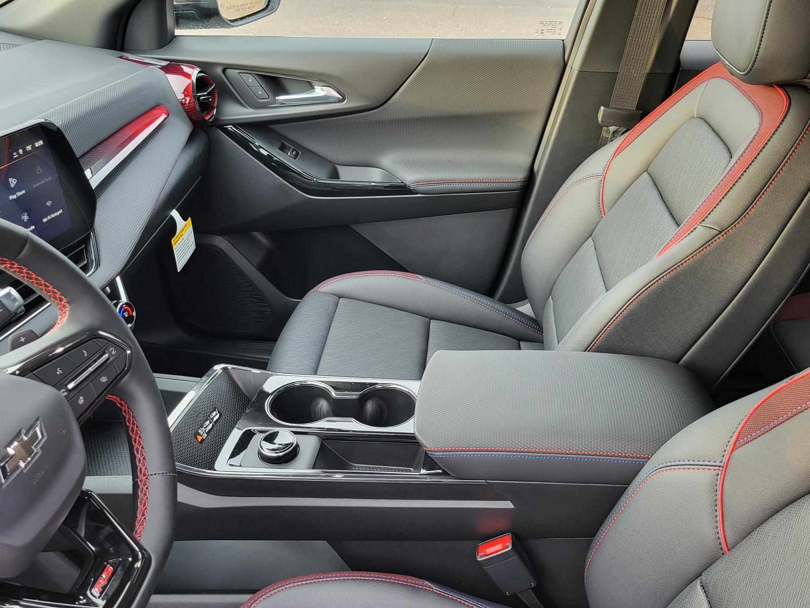 New 2026 Chevrolet Equinox RS w/ Convenience Package III FWD image 19
