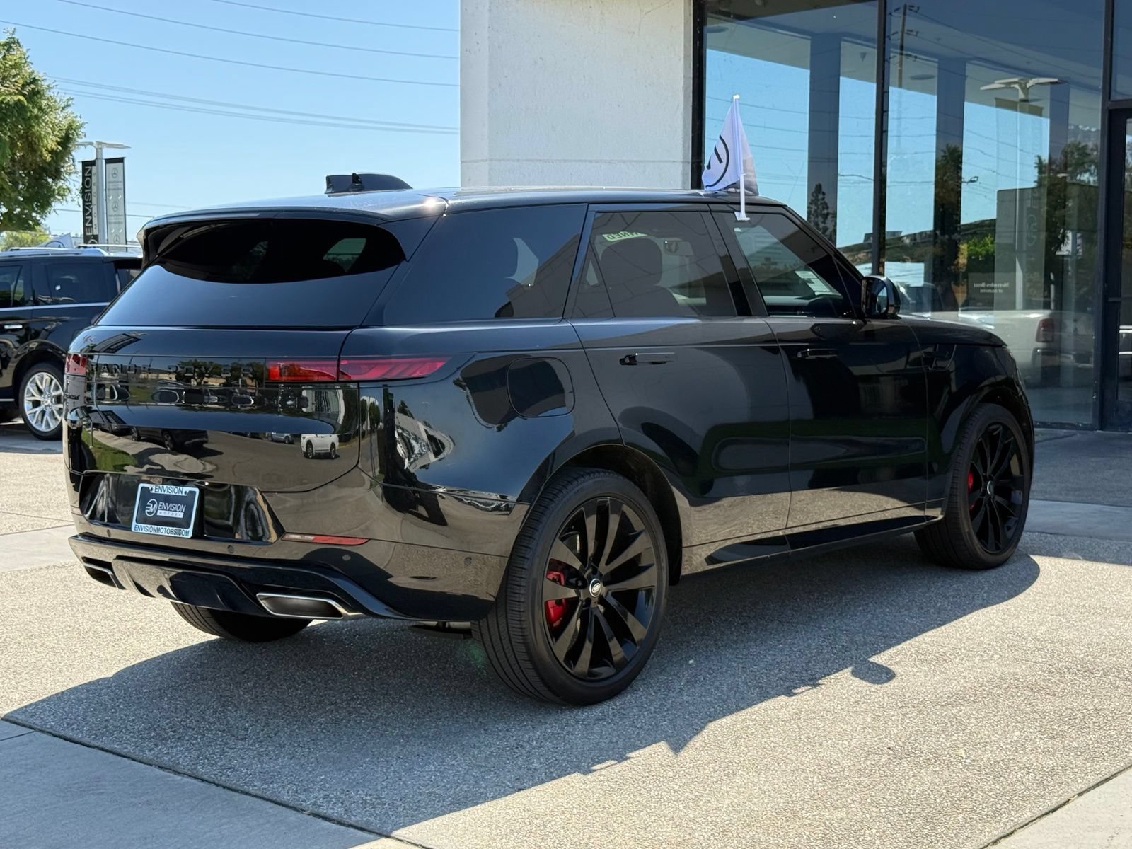 Used 2025 Land Rover Range Rover Sport Dynamic SE AWD/4WD image 13