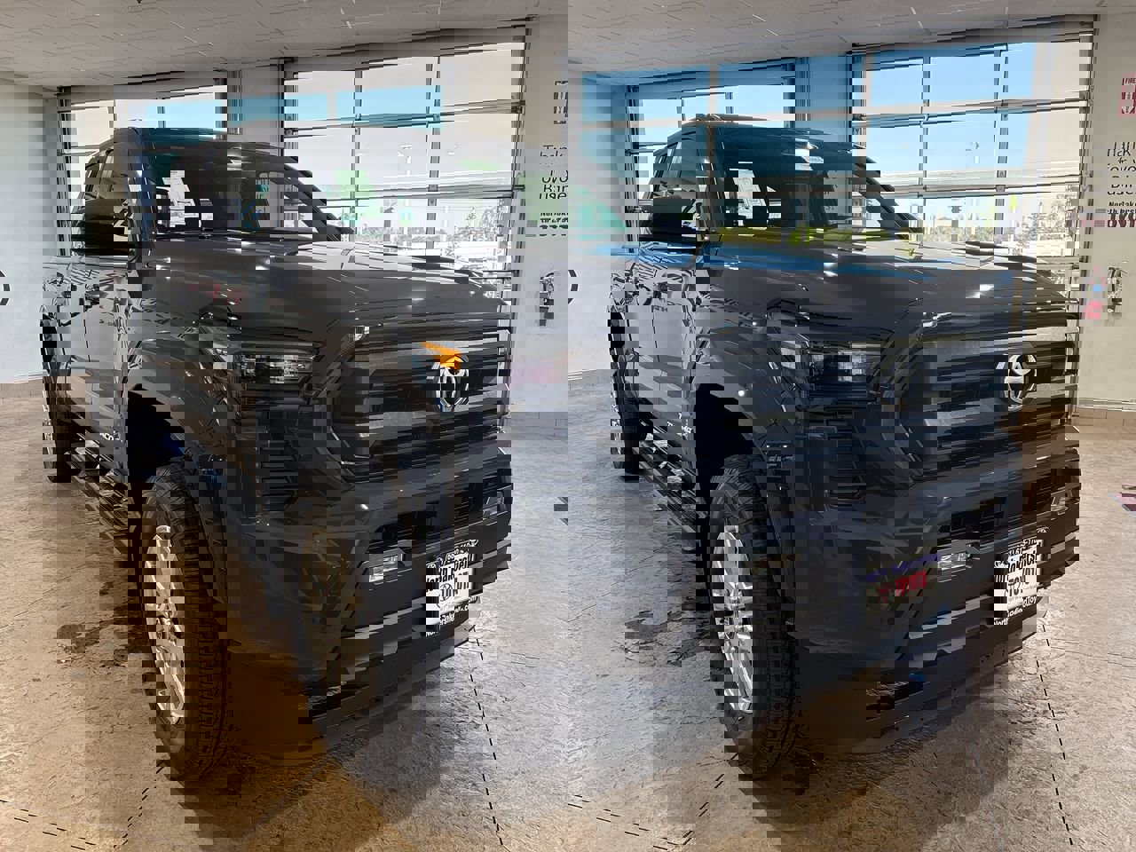 New 2026 Toyota Tacoma SR5 image 4