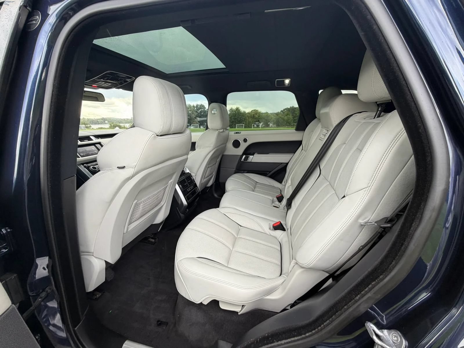 Used 2016 Land Rover Range Rover Sport HSE AWD/4WD image 70
