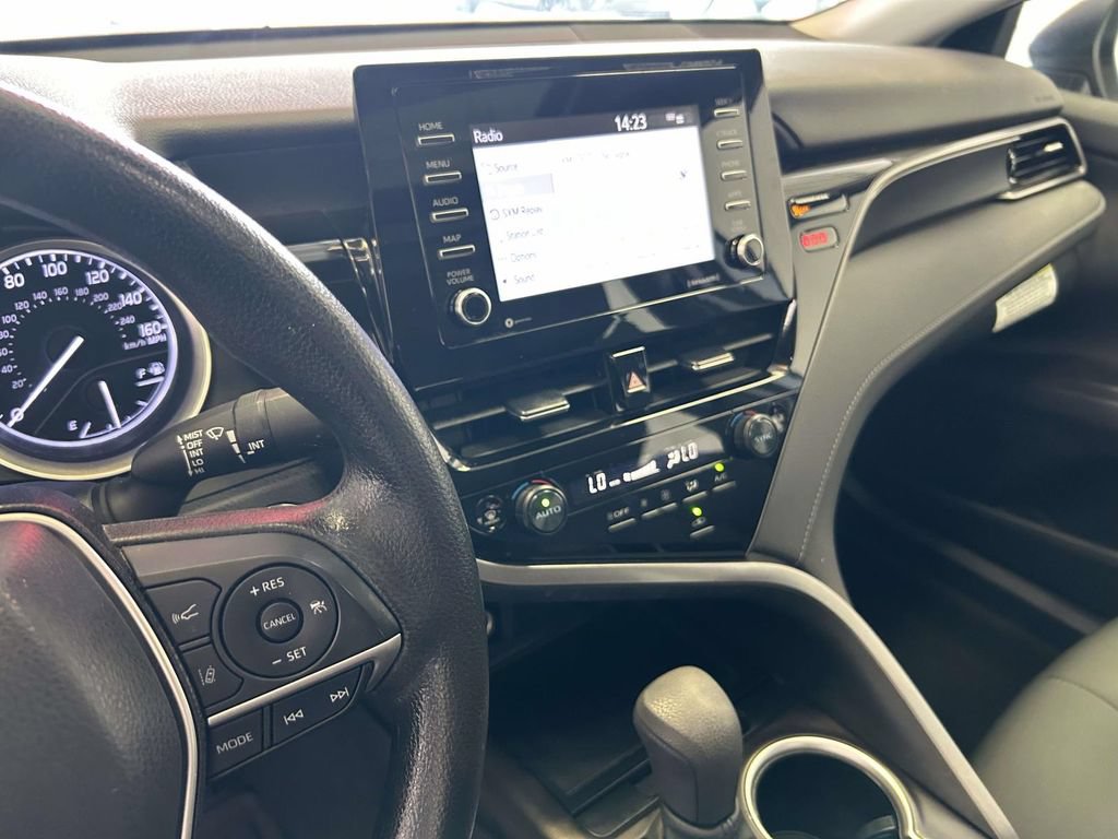 Used 2024 Toyota Camry LE w/ Convenience Package FWD image 21
