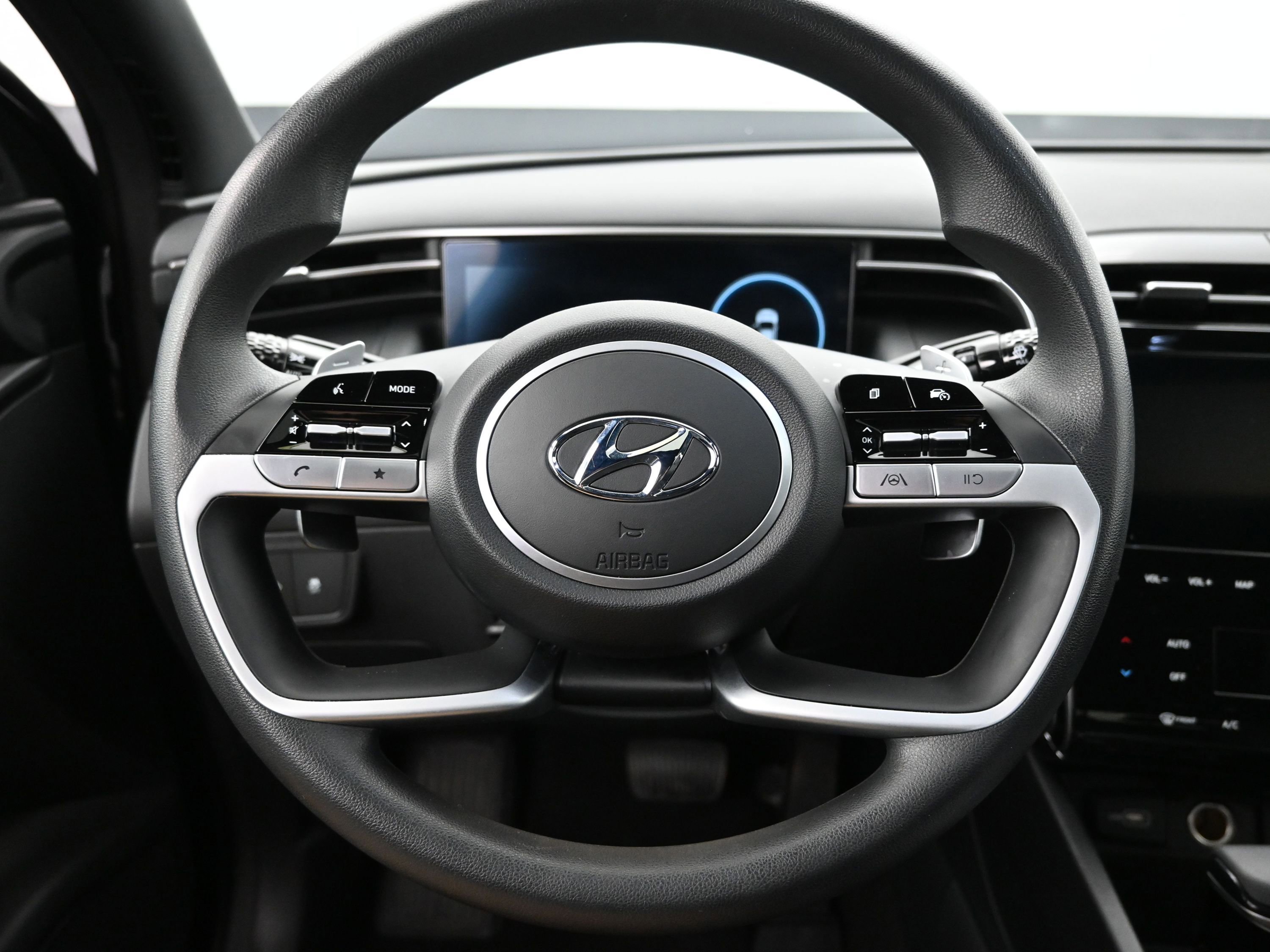 Certified 2024 Hyundai Santa Cruz Night image 13