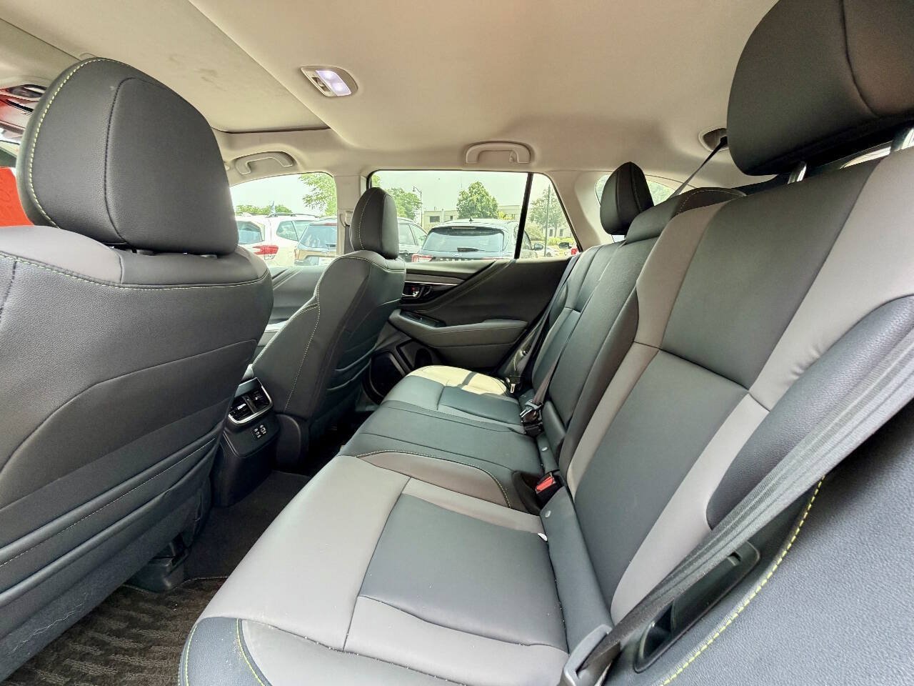 Used 2025 Subaru Outback Onyx Edition AWD/4WD image 22
