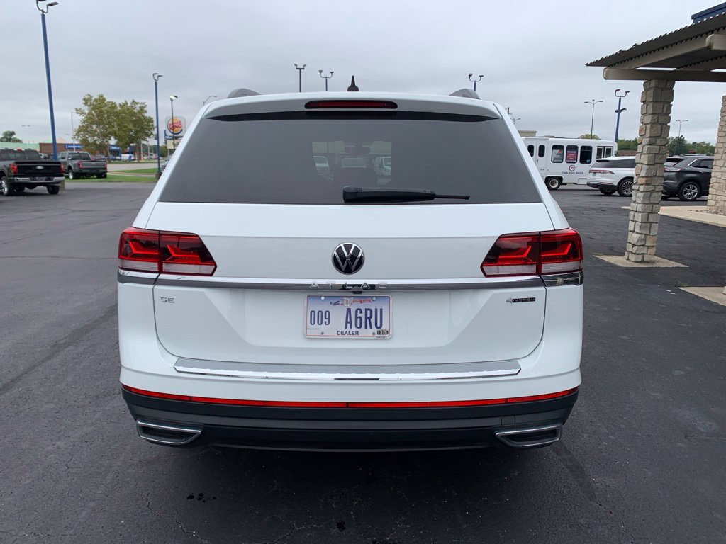 Used 2023 Volkswagen Atlas SE AWD/4WD image 4