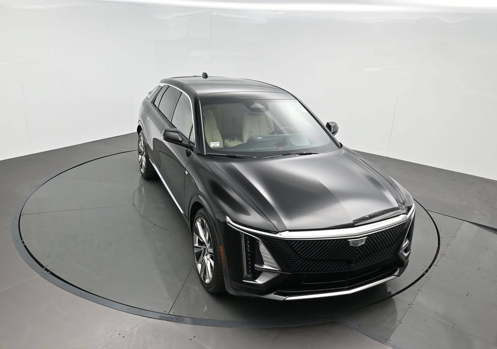 Used 2026 Cadillac Lyriq Signature Luxury w/ Nappa Leather Package AWD/4WD image 40