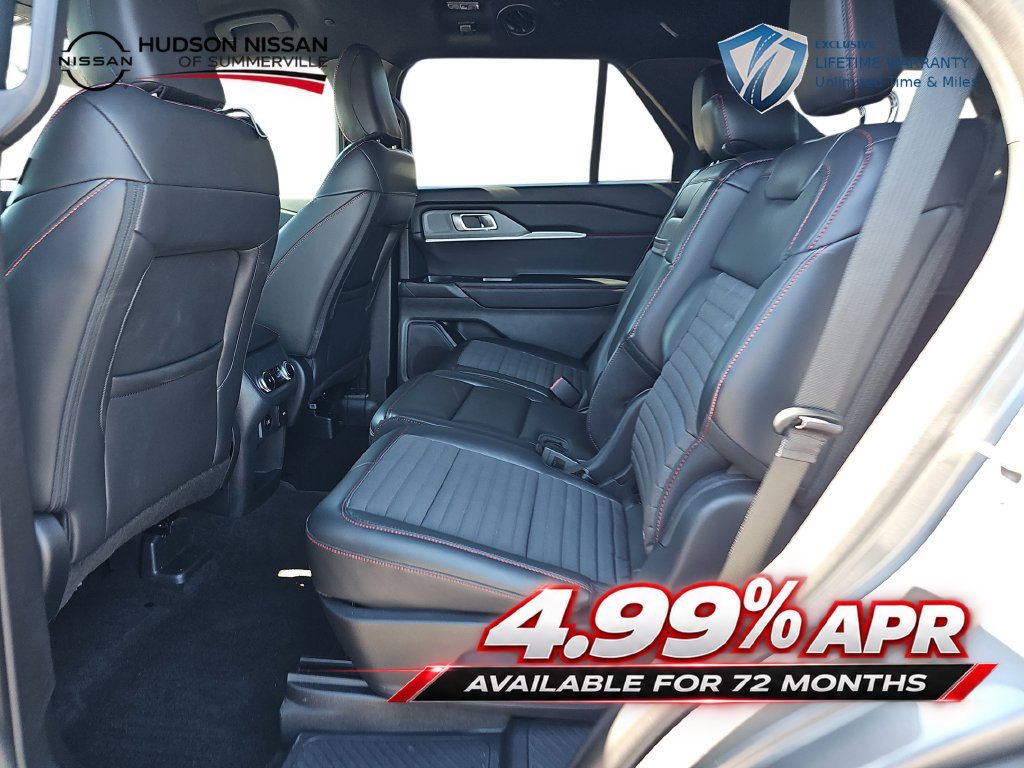 Used 2026 Ford Explorer ST-Line w/ ST-Line Street Pack AWD/4WD image 15