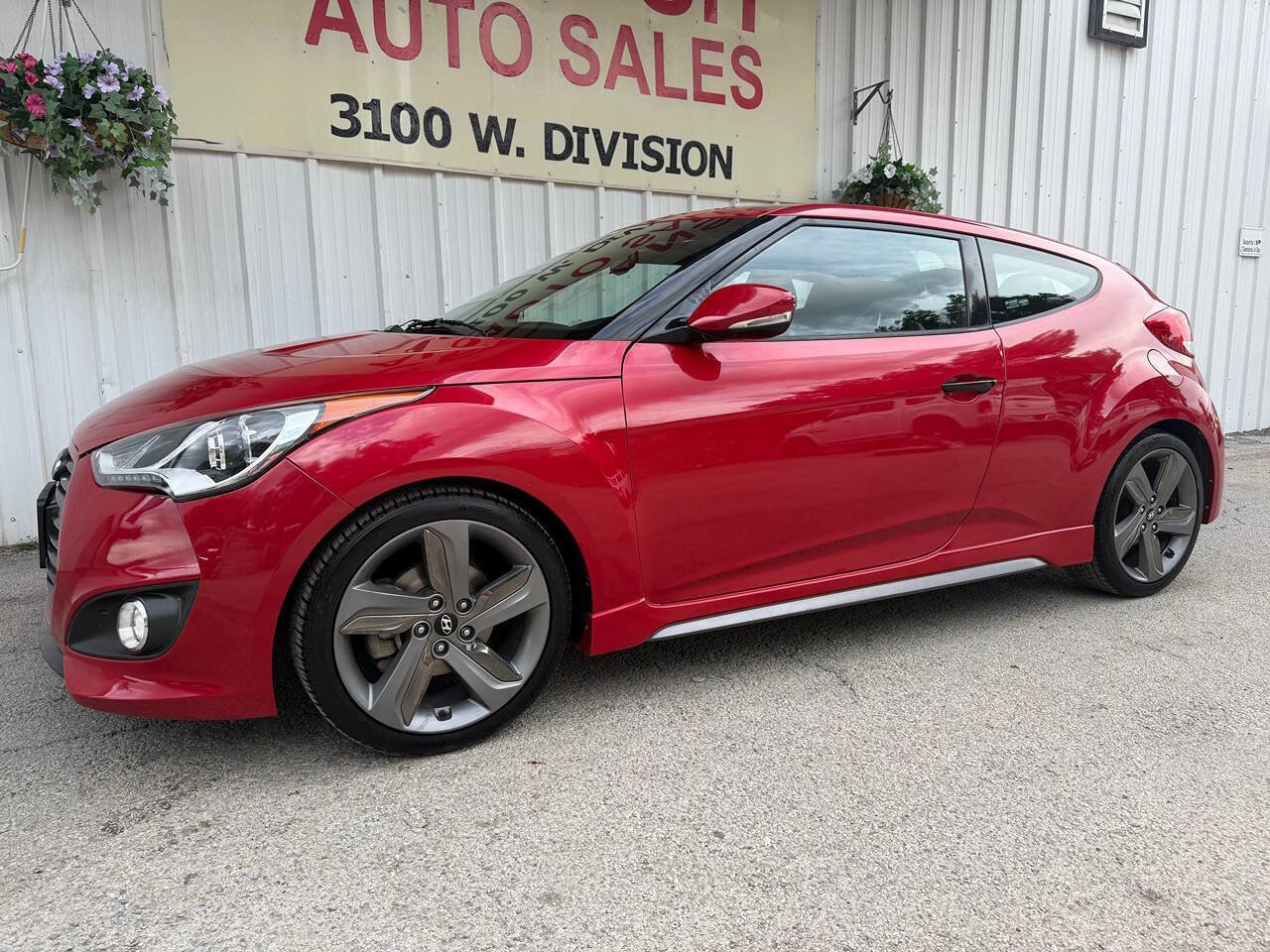 Used 2015 Hyundai Veloster Turbo w/ Option Group 04 FWD image 8