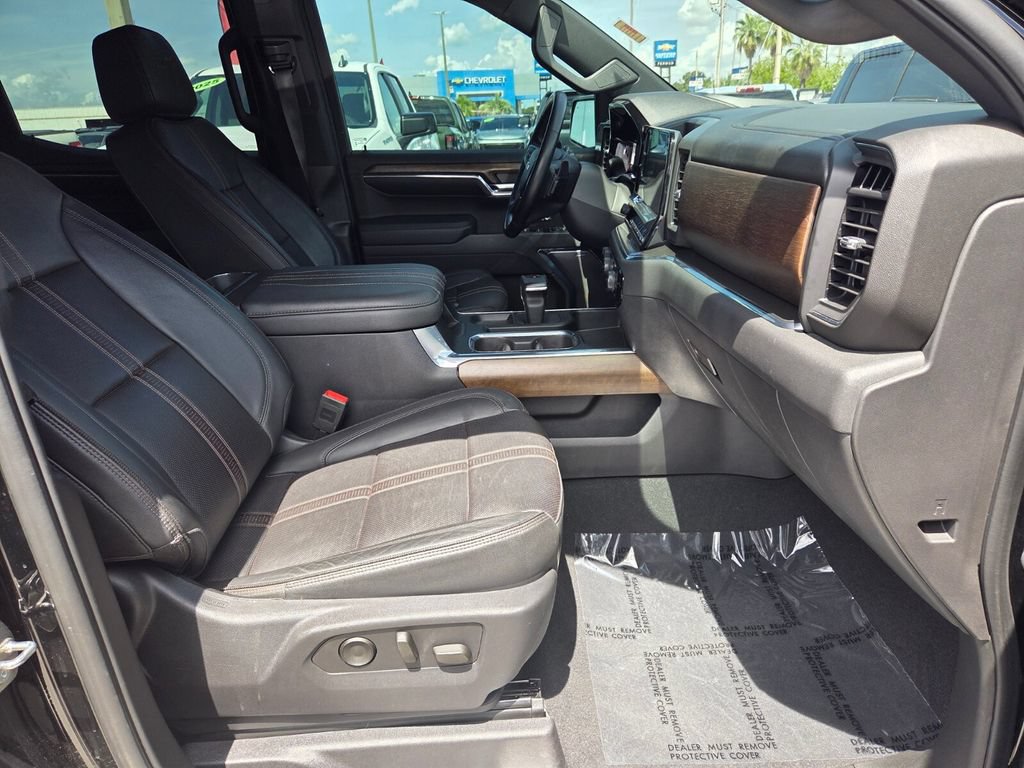 Certified 2024 Chevrolet Silverado 1500 High Country w/ Max Trailering Package AWD/4WD image 16