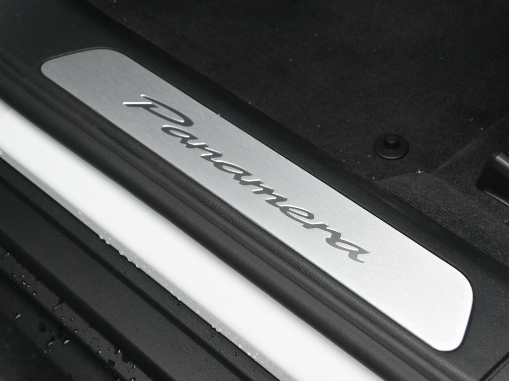 New 2026 Porsche Panamera RWD image 14