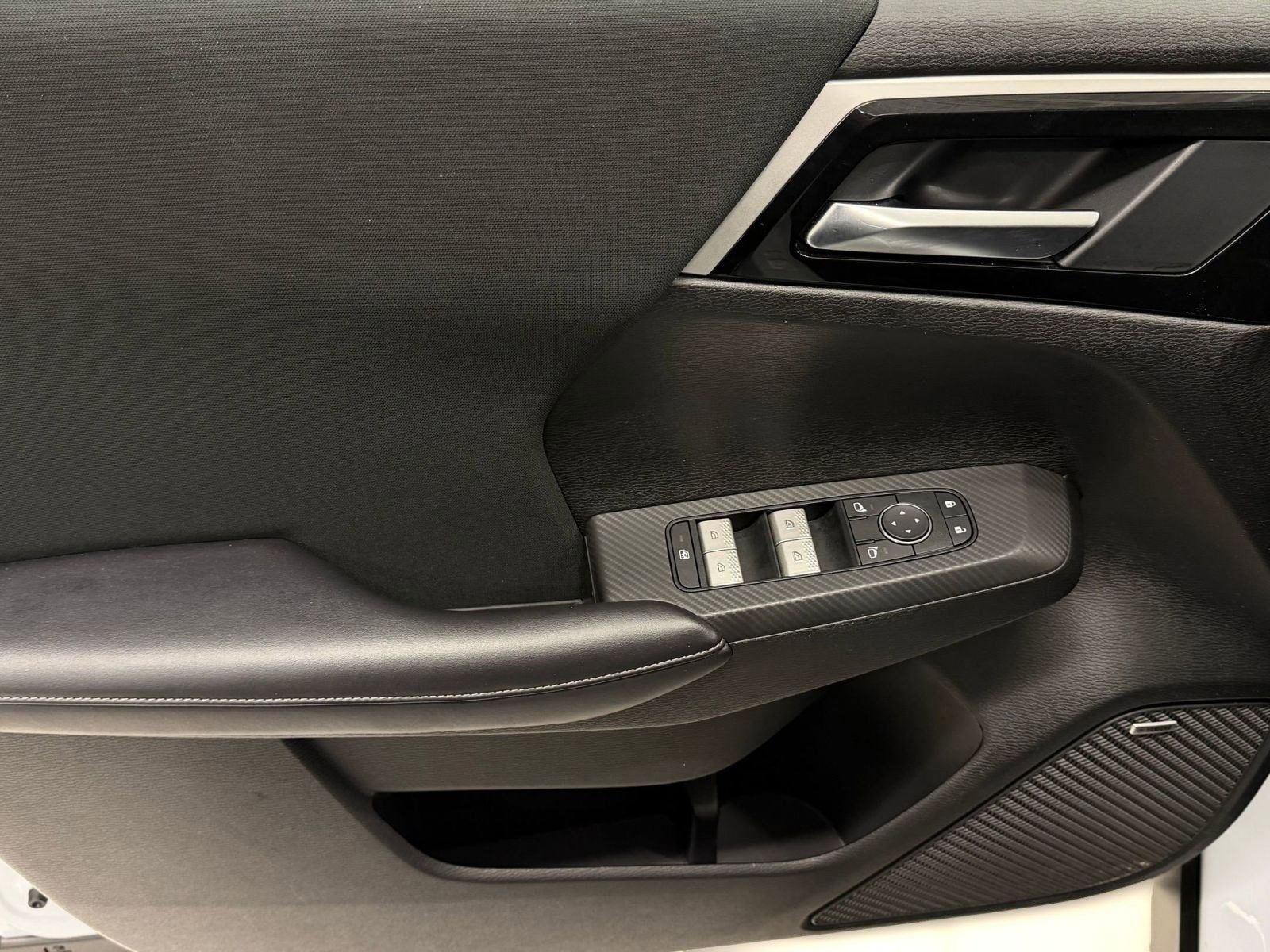 Used 2025 Mitsubishi Outlander ES image 10