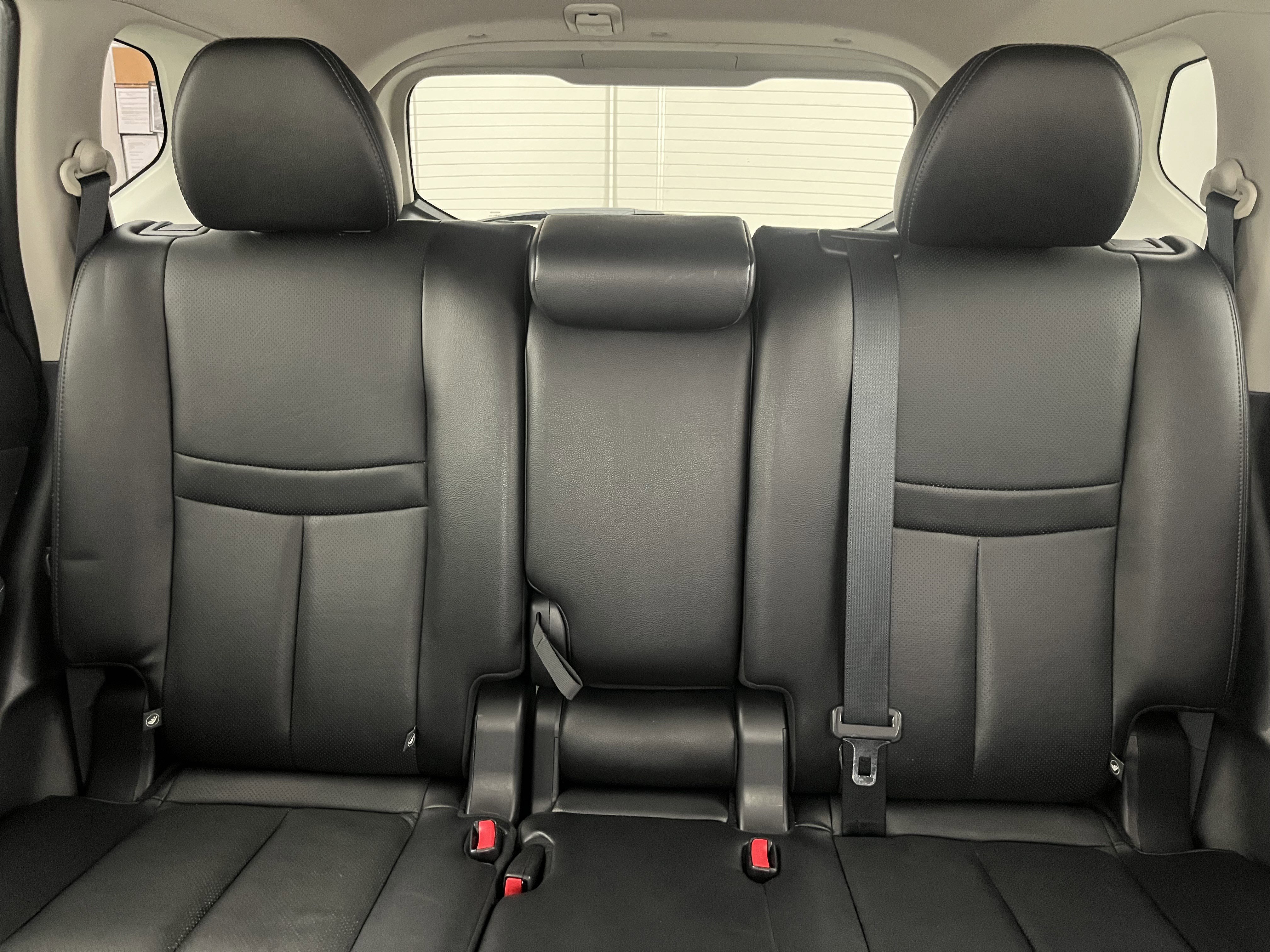 Used 2016 Nissan Rogue SL image 22