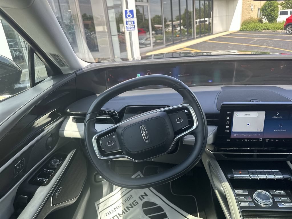 Used 2024 Lincoln Nautilus Reserve w/ Equipment Group 202A AWD/4WD image 11