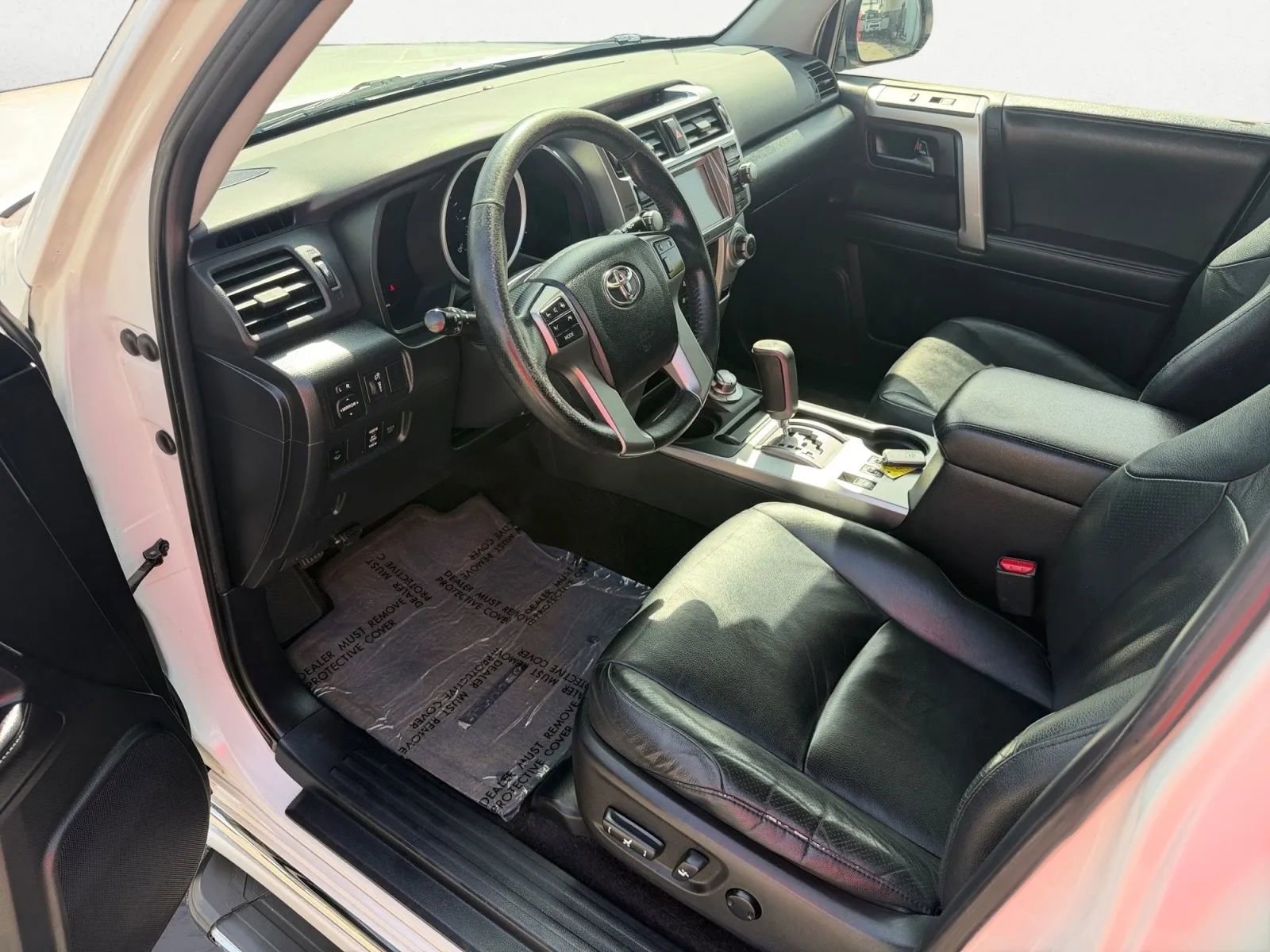 Used 2011 Toyota 4Runner Limited AWD/4WD image 14