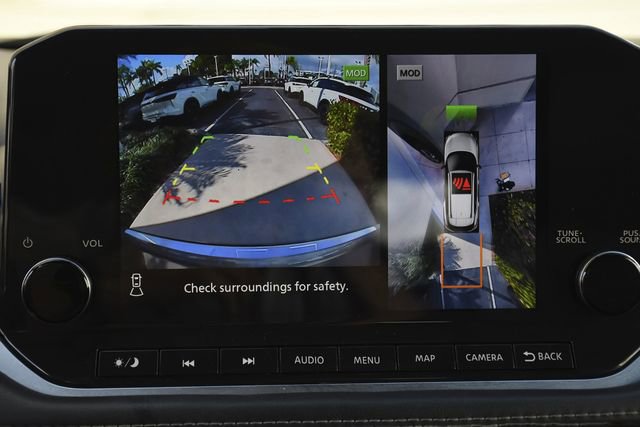 Used 2023 Nissan Rogue SL w/ SL Premium Package FWD image 18