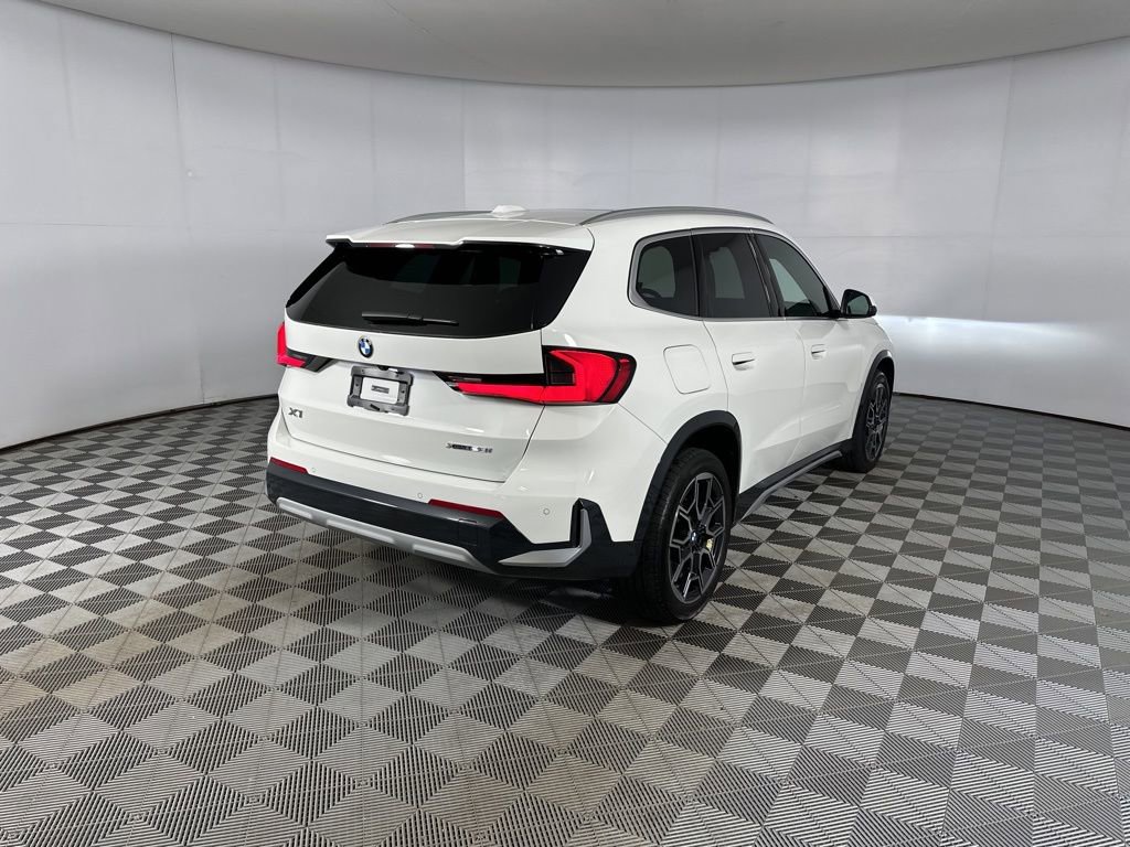 Certified 2025 BMW X1 xDrive28i w/ Technology Package AWD/4WD image 31
