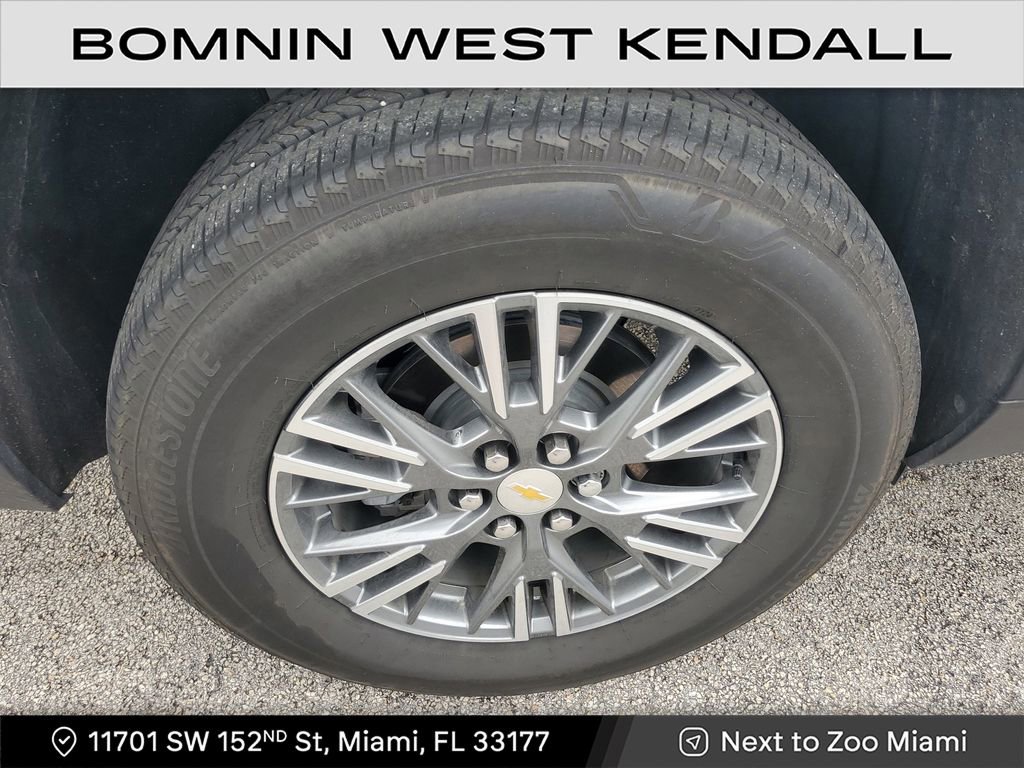 Used 2024 Chevrolet Traverse LS image 9