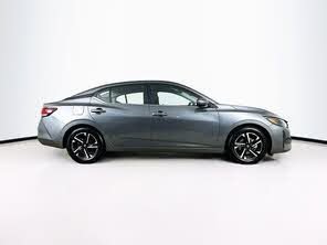 Used 2025 Nissan Sentra SV image 5