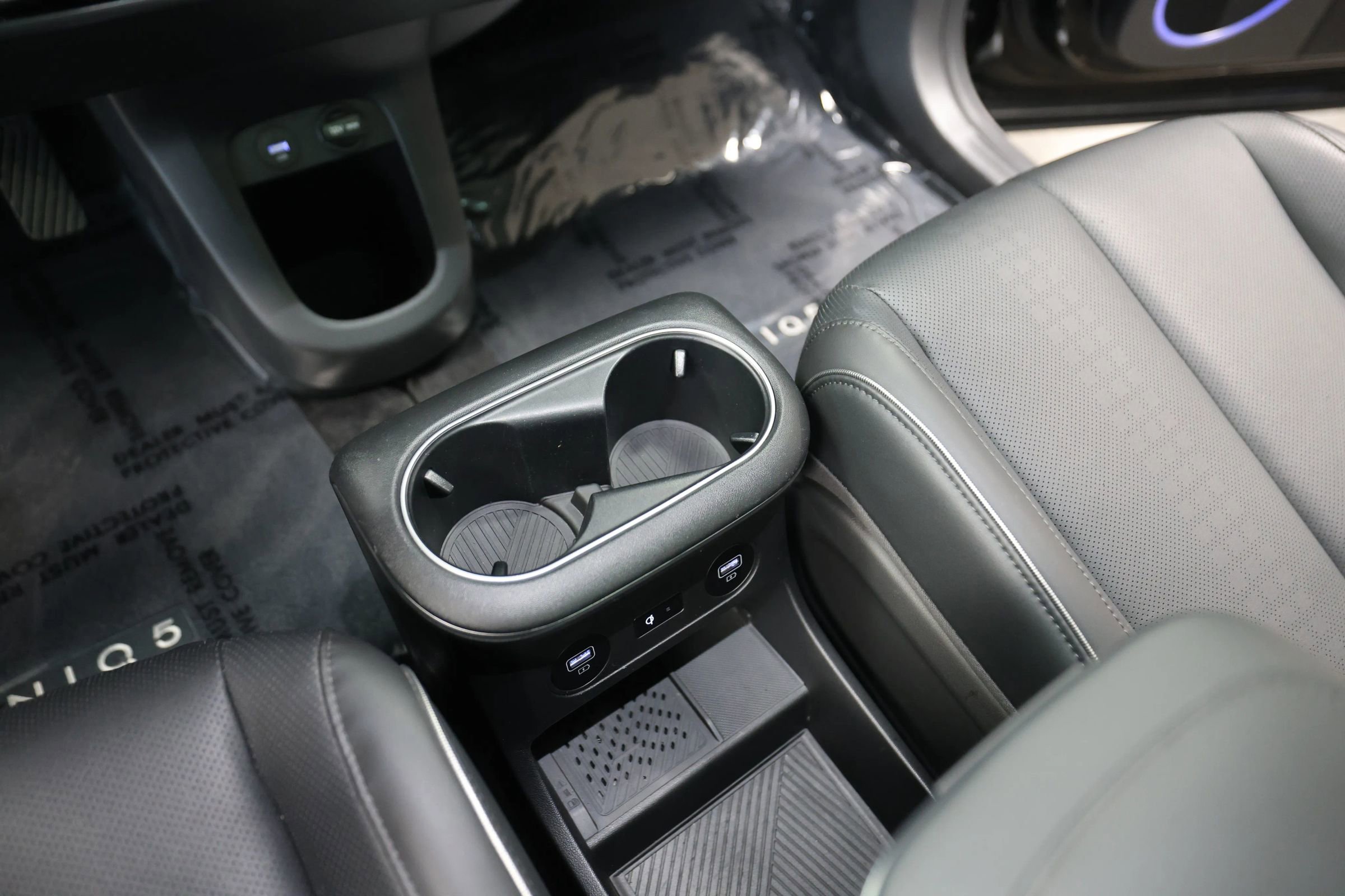 Used 2024 Hyundai Ioniq 5 Limited image 30