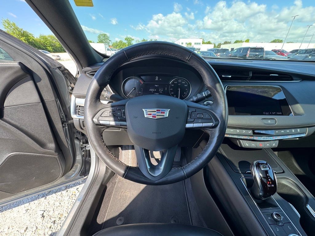 Certified 2023 Cadillac XT4 Premium Luxury w/ Cold Weather Package AWD/4WD image 19
