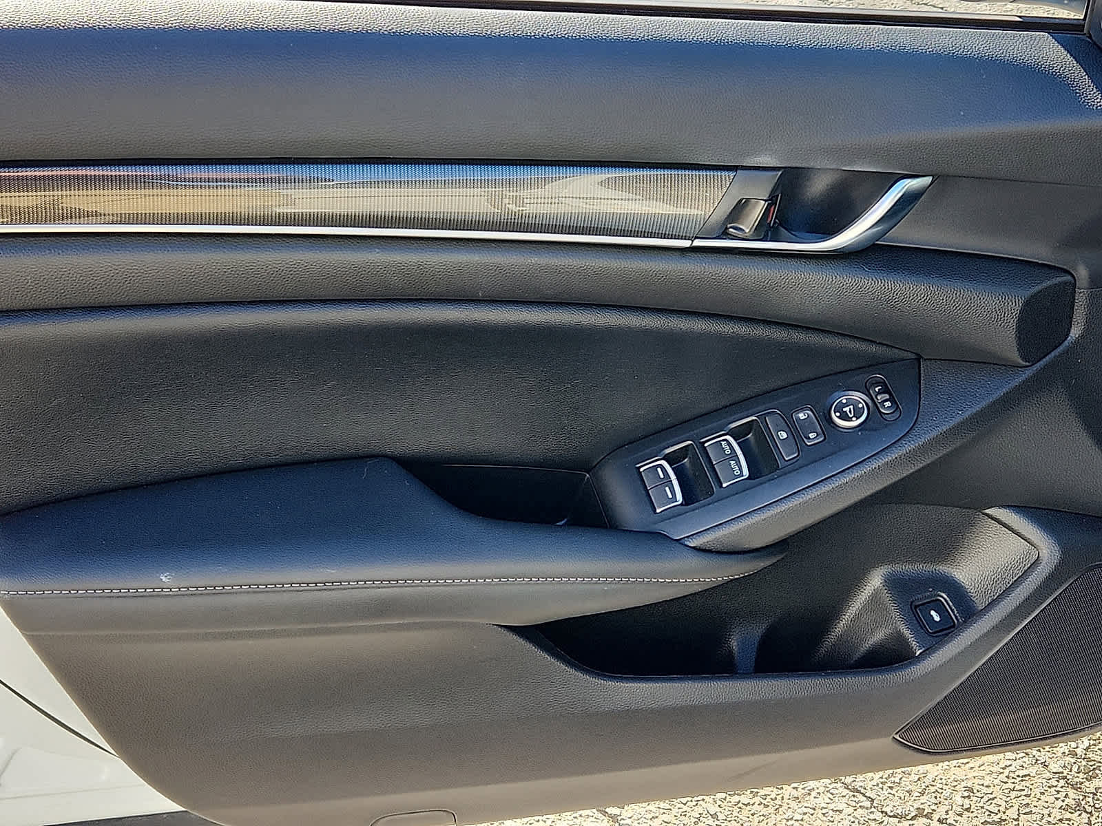 Used 2022 Honda Accord Sport image 13