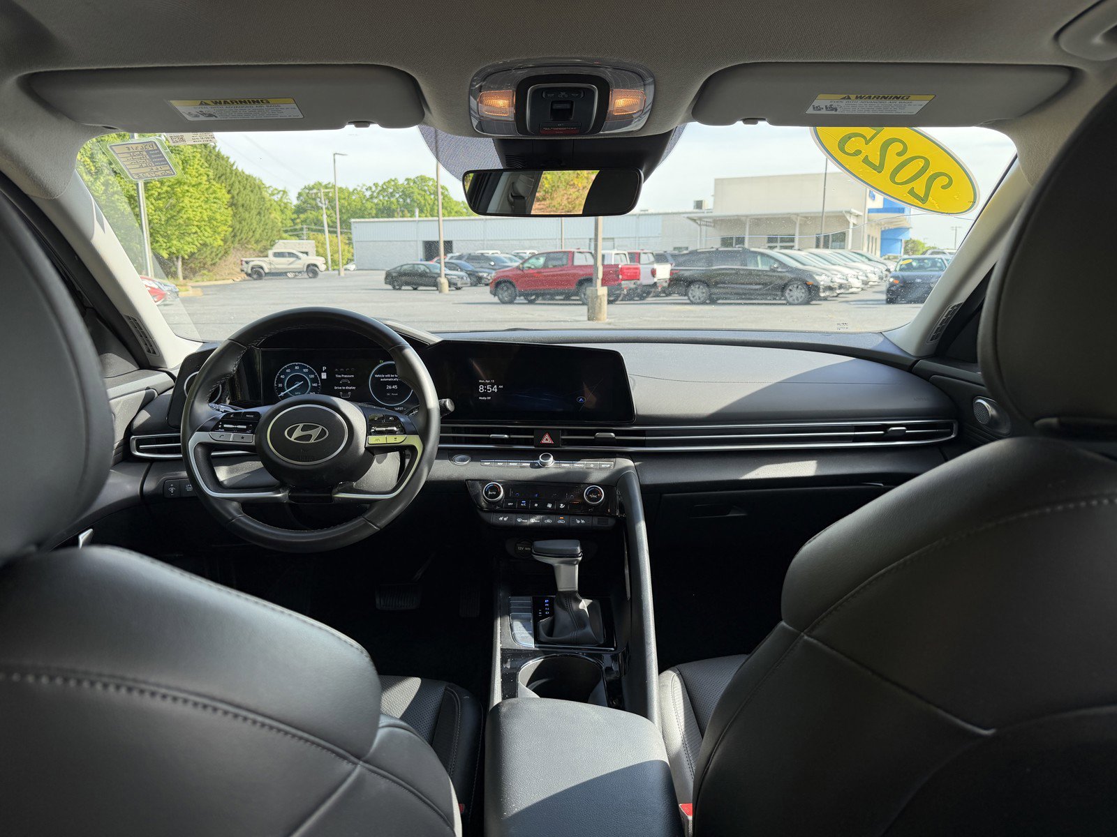 Used 2025 Hyundai Elantra Limited image 23