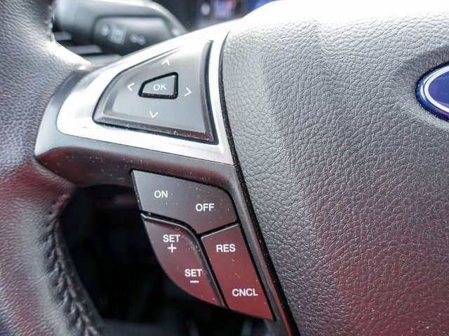 Used 2024 Ford Edge SEL w/ Convenience Package image 11