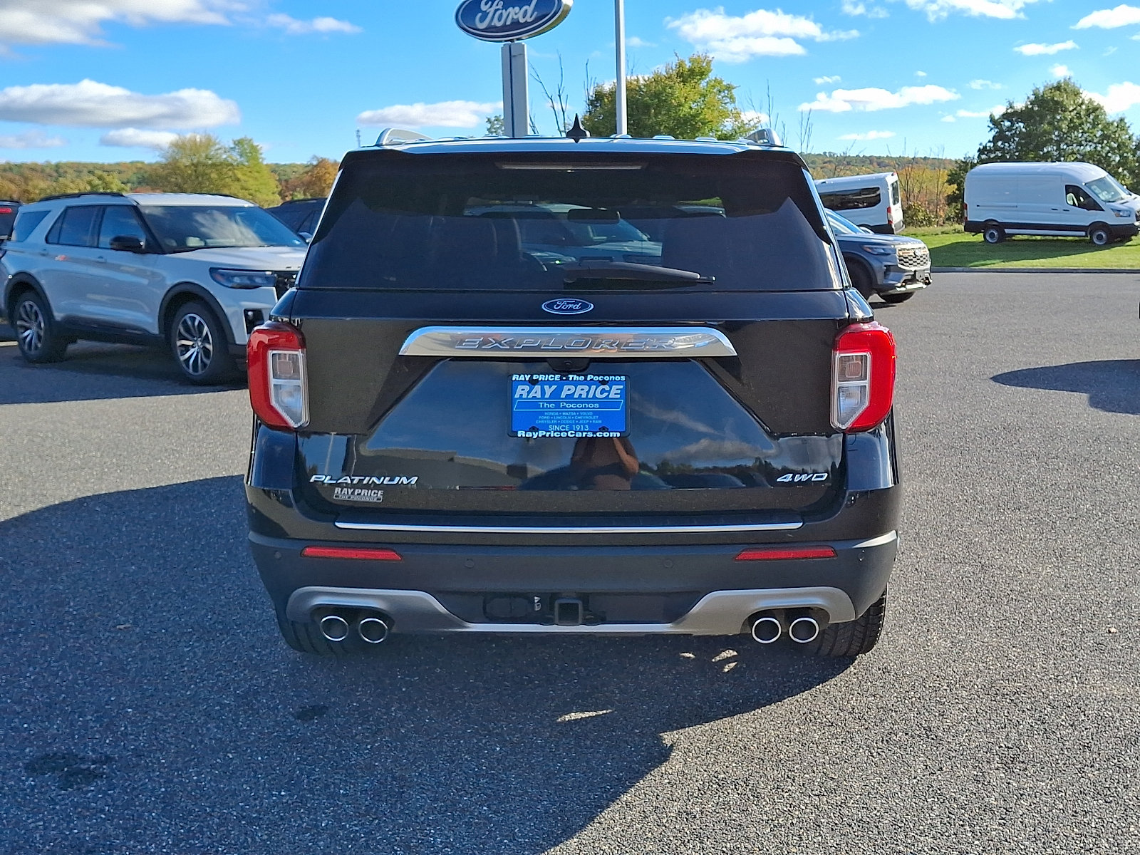 Used 2021 Ford Explorer Platinum w/ Equipment Group 601A AWD/4WD image 6
