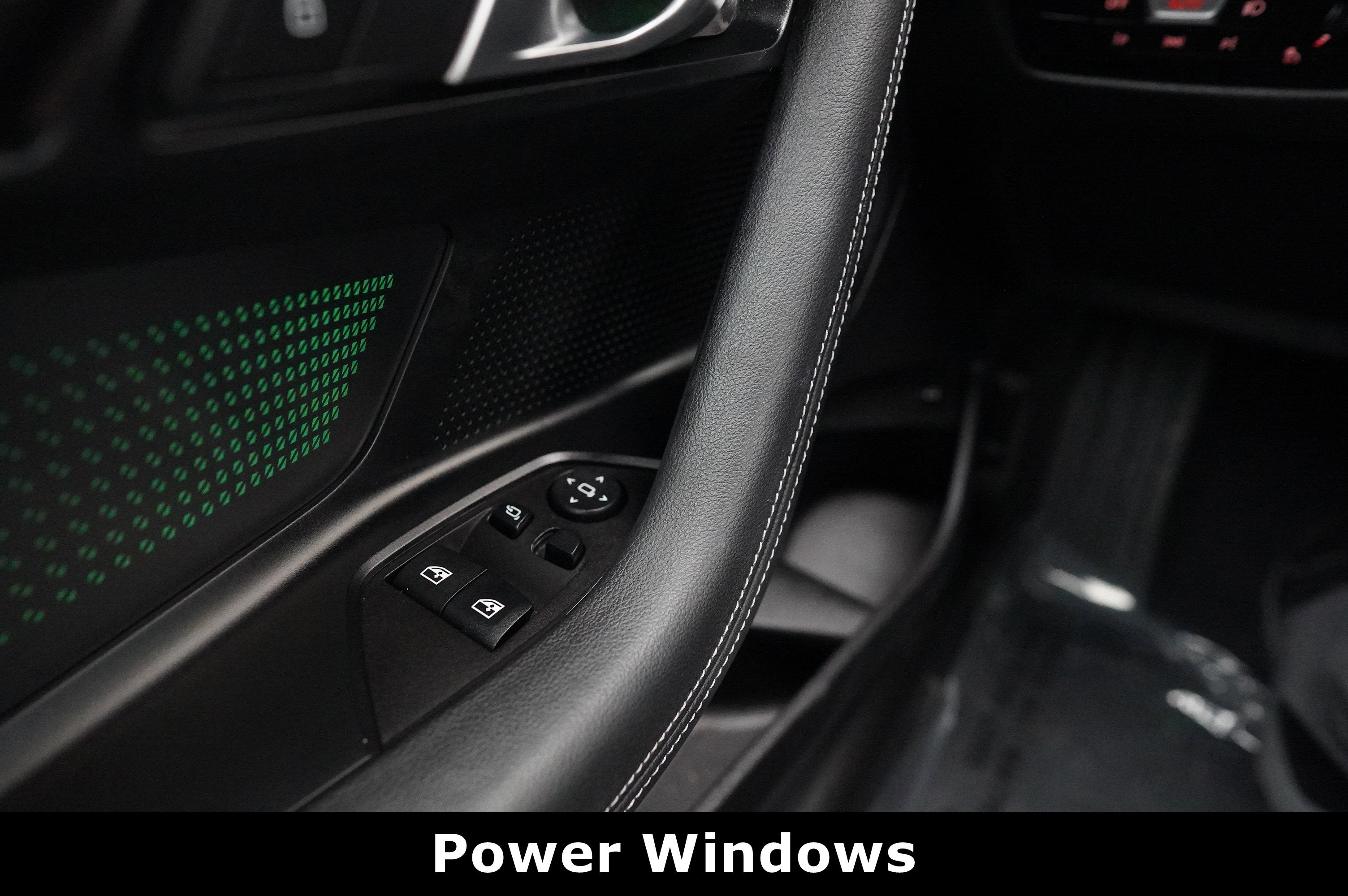 Used 2024 BMW 230i Coupe w/ Premium Package image 33