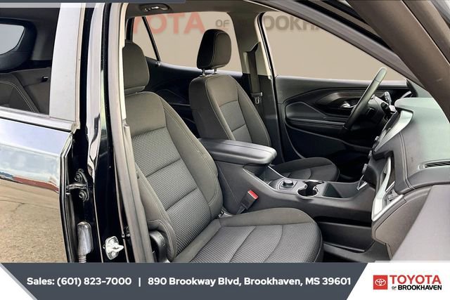 Used 2024 GMC Terrain SLE image 6