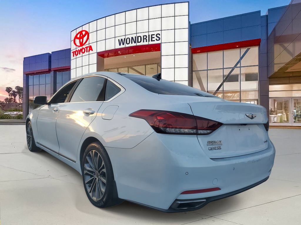 Used 2015 Hyundai Genesis 3.8 w/ Option Group 04 image 3